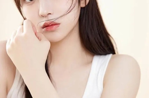 接连患癌症又中风！香港男星晚年多病缠身曾出轨女星获妻子原谅